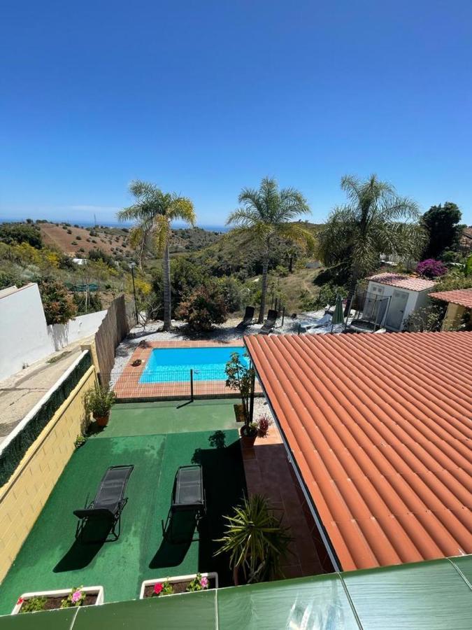 Villa la Paz Benajarafe Exterior foto