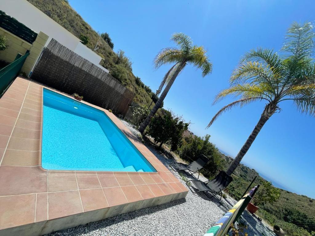 Villa la Paz Benajarafe Exterior foto